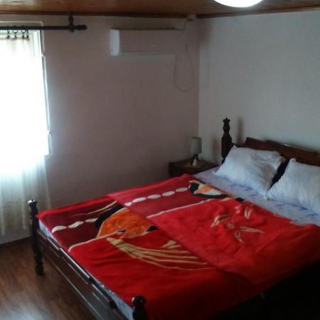 Apartmani Emil Подгорица Екстериор снимка