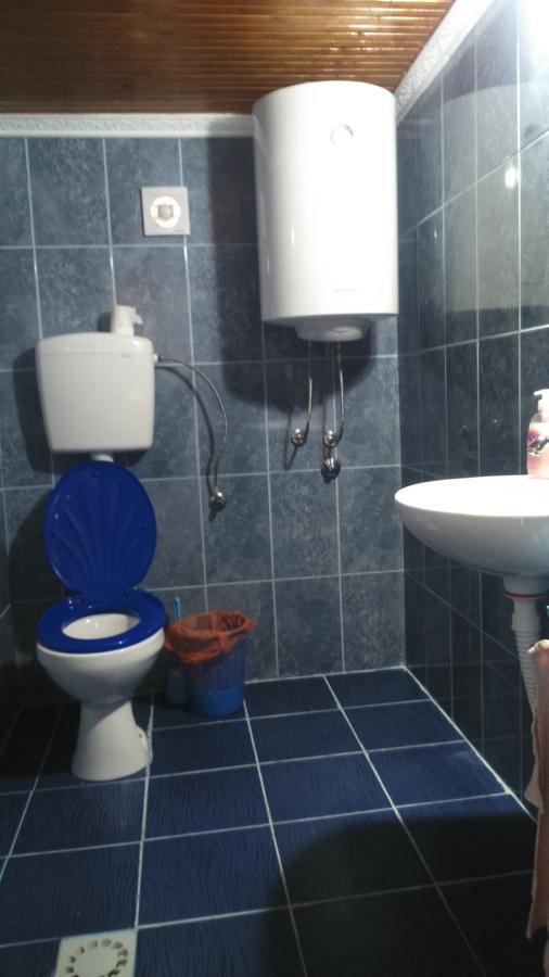 Apartmani Emil Подгорица Екстериор снимка